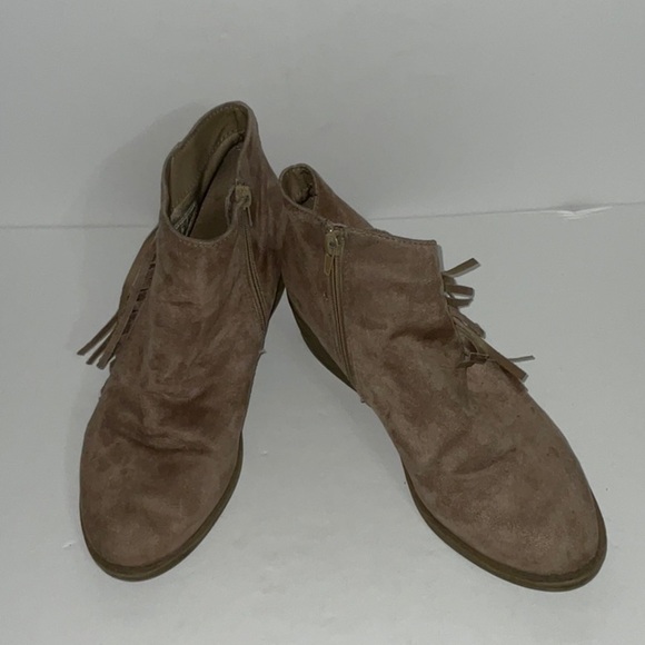 American Eagle By Payless Shoes - 💲American Eagle Ankle Boots, Size 10